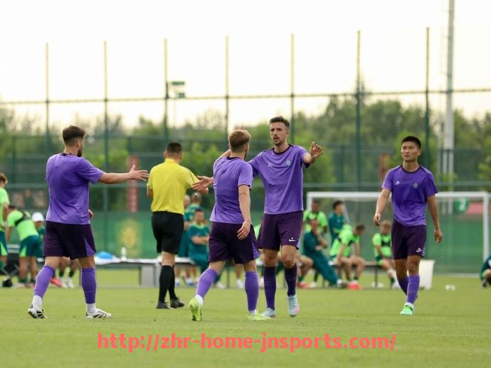 江南综合体育-德甲联赛拒绝收购球队的原因及背后故事