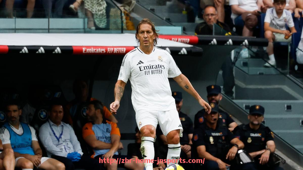 江南综合体育-法甲赛季最佳球员：法甲赛季中的最强球员