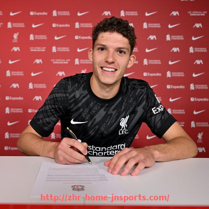 江南综合体育-西甲联赛暂停了吗：关于西甲联赛是否暂停的最新消息